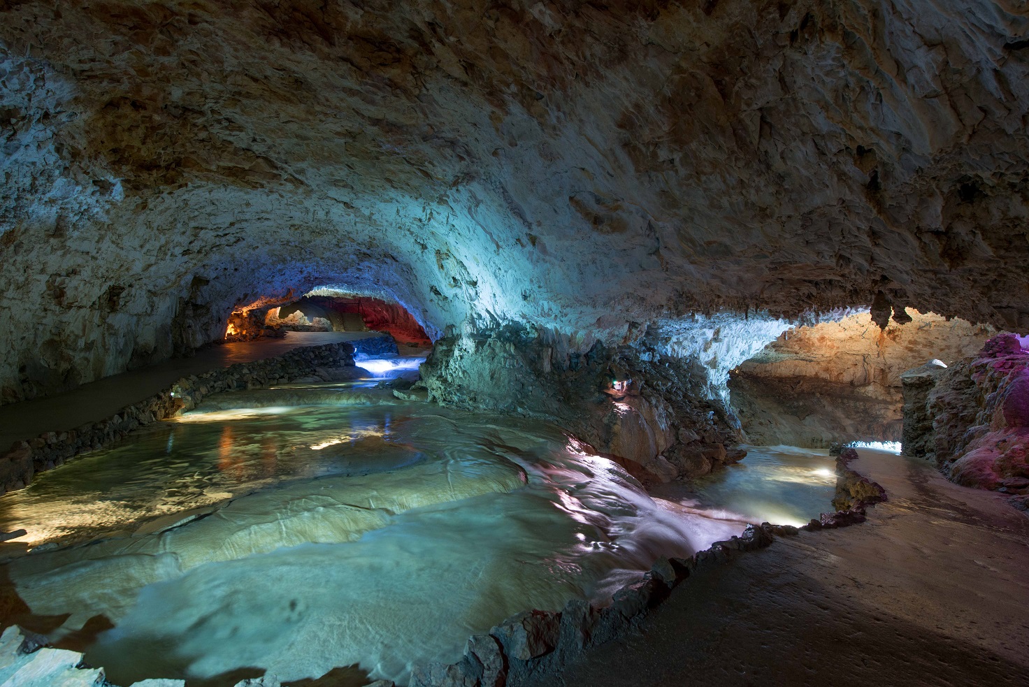 Lees meer over het artikel De mooiste van de Vercors, de grot van Choranche